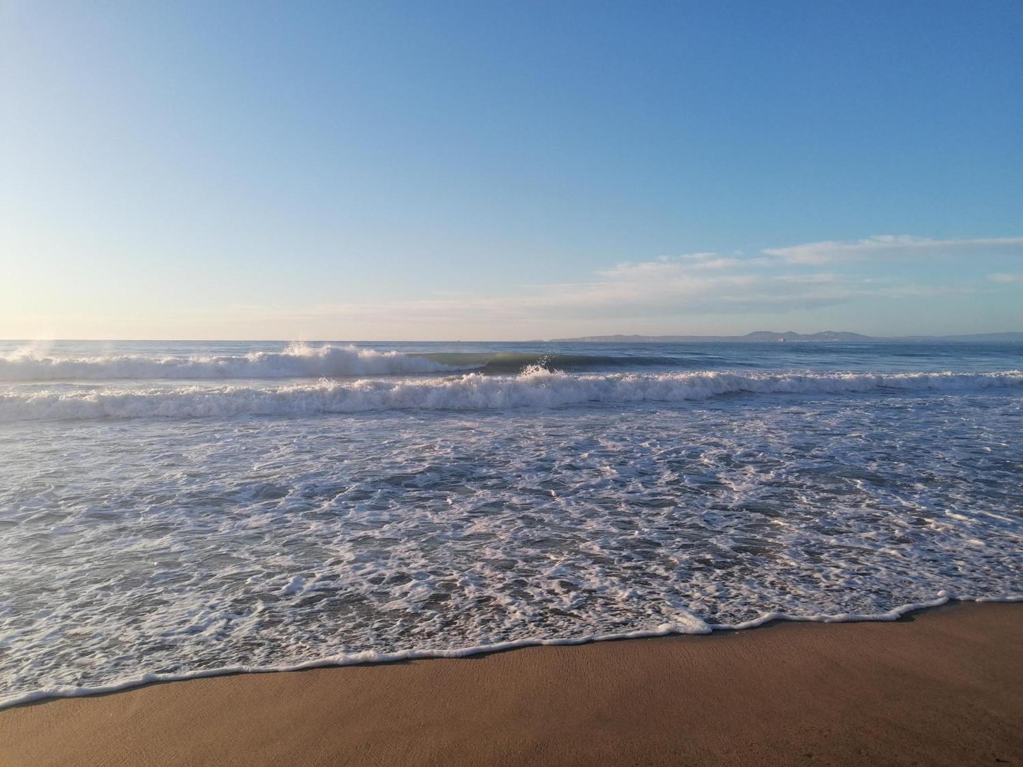 Apartamento En Roses: Terraza, A/a, Wifi, Parking, 2ª Linea De Playa - Es-258-89 *