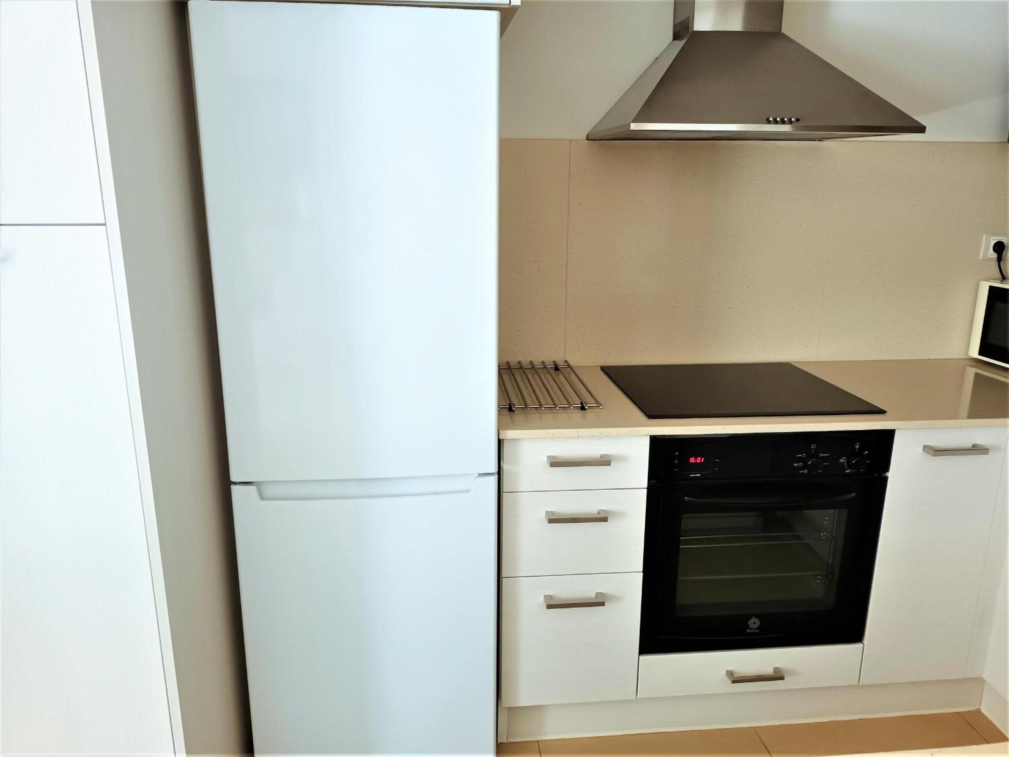 En Roses: Terraza, A/a, Wifi, Parking, 2ª Linea De Playa - Es-258-89 Apartamento Rosas